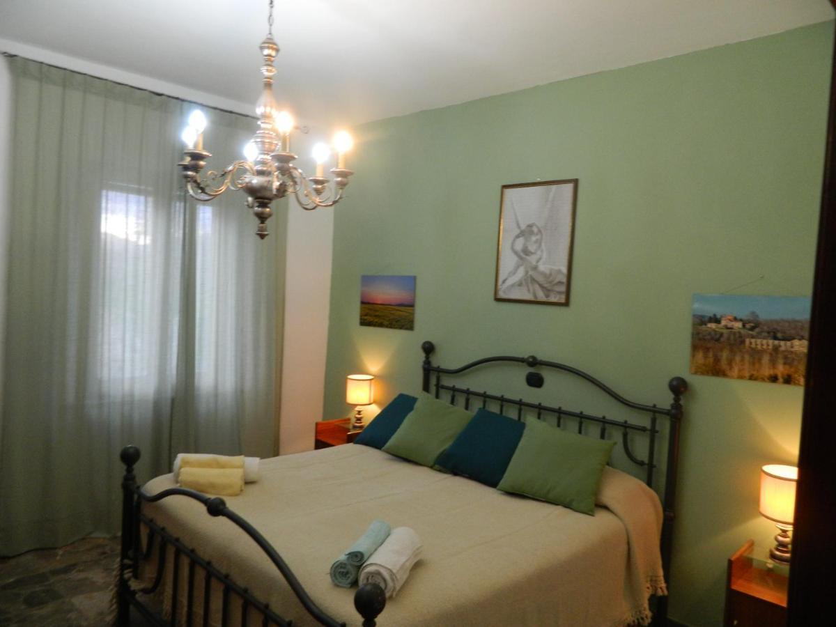 Casa Di Zio Villa Монтичано Екстериор снимка