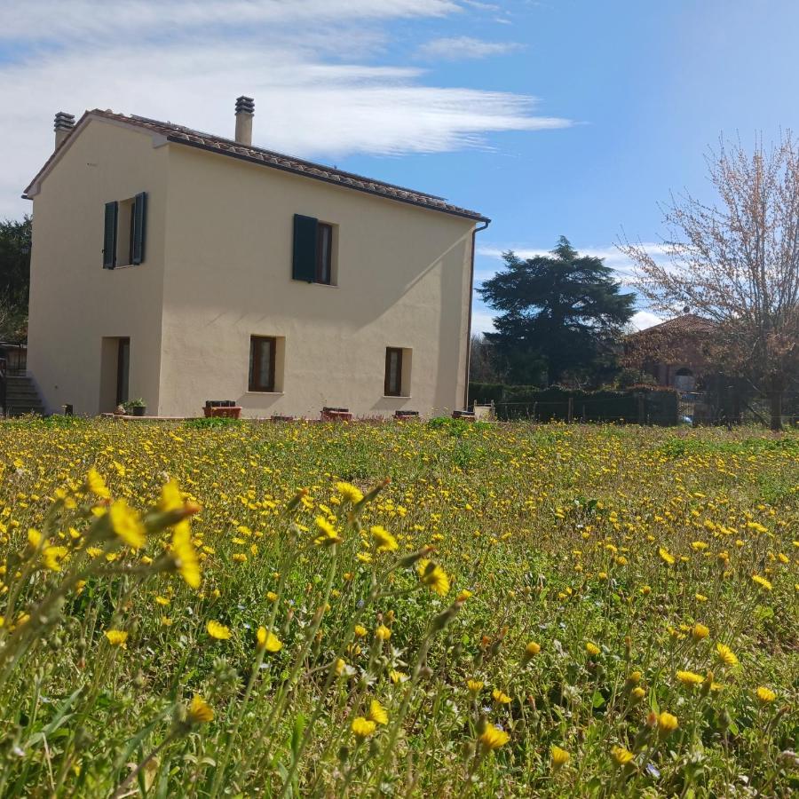 Casa Di Zio Villa Монтичано Екстериор снимка